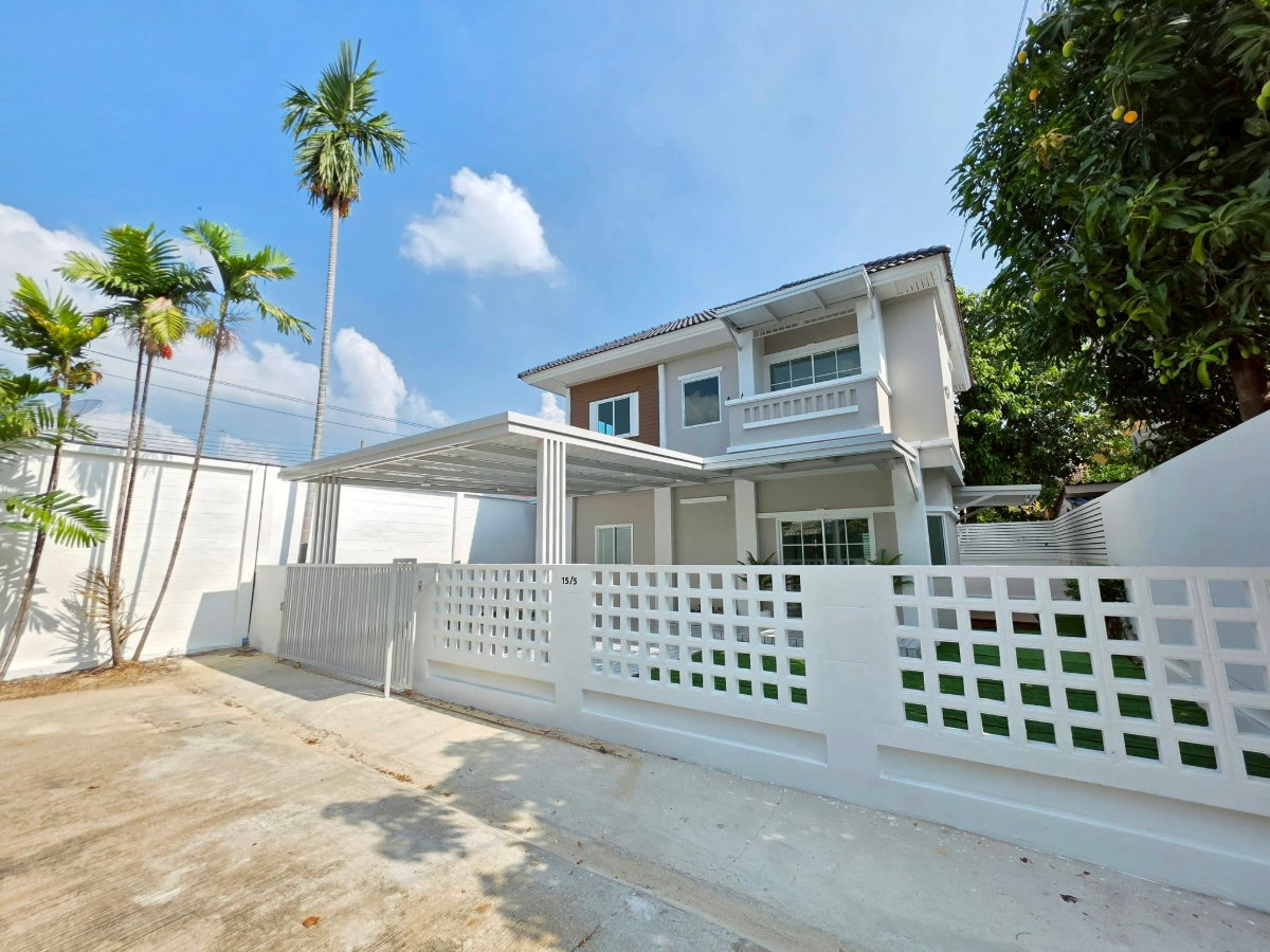 รูป ขายบ้านเดี่ยวปิยวรารมย์ 4 หลังริม 50 ตร.ว. 4 นอน แต่งใหม่ปูแกรนิตโต้ จัดสวนสวย ฟรีโอน - รูปที่ 1/20