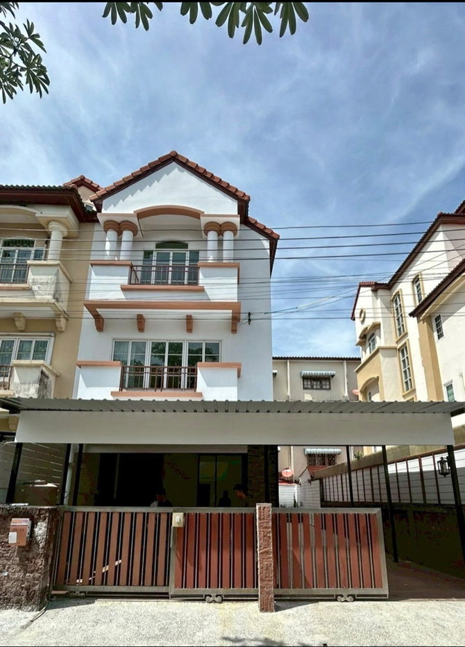 รูป 🔥 ให้เช่า 29,000 บาท | โฮมออฟฟิศโมเดิร์น 3.5 ชั้น – กว้างขวางและตกแต่งใหม่!‼️ - รูปที่ 1/18