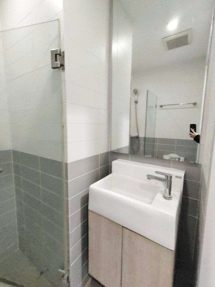 picture Great price and just steps from the BTS - 6/7