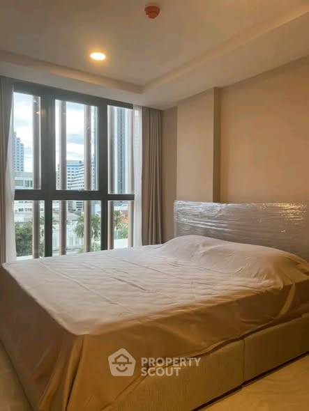 picture 2-BR Condo at Walden Asoke near MRT Sukhumvit (ID 2784220) - 2/10