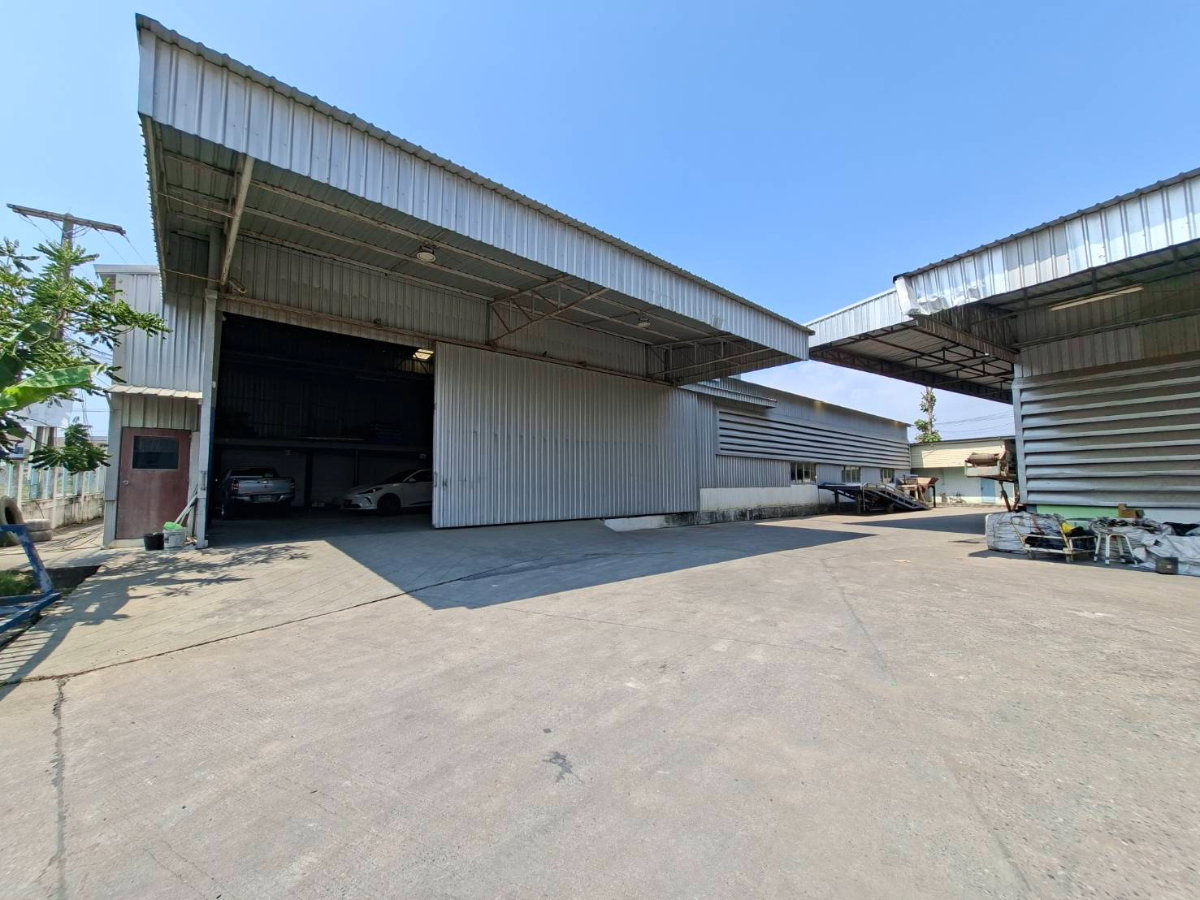 picture Warehouse and building for sale in Chonburi. - 30/64