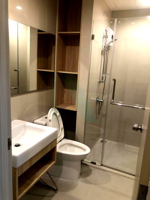 Condos for rent : 🚩 For Rent Condo NUE NOBLE SRINAKARIN-LASALLE Building 1, Floor 42,1 bed room, Room size 34.00 sqm