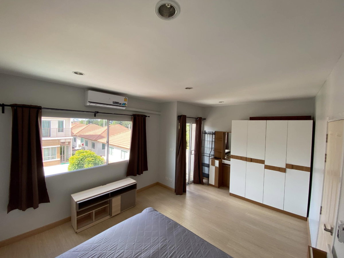 รูป UV01760 - Villette City  Pattanakarn : BTS Phra Khanong - รูปที่ 13/52