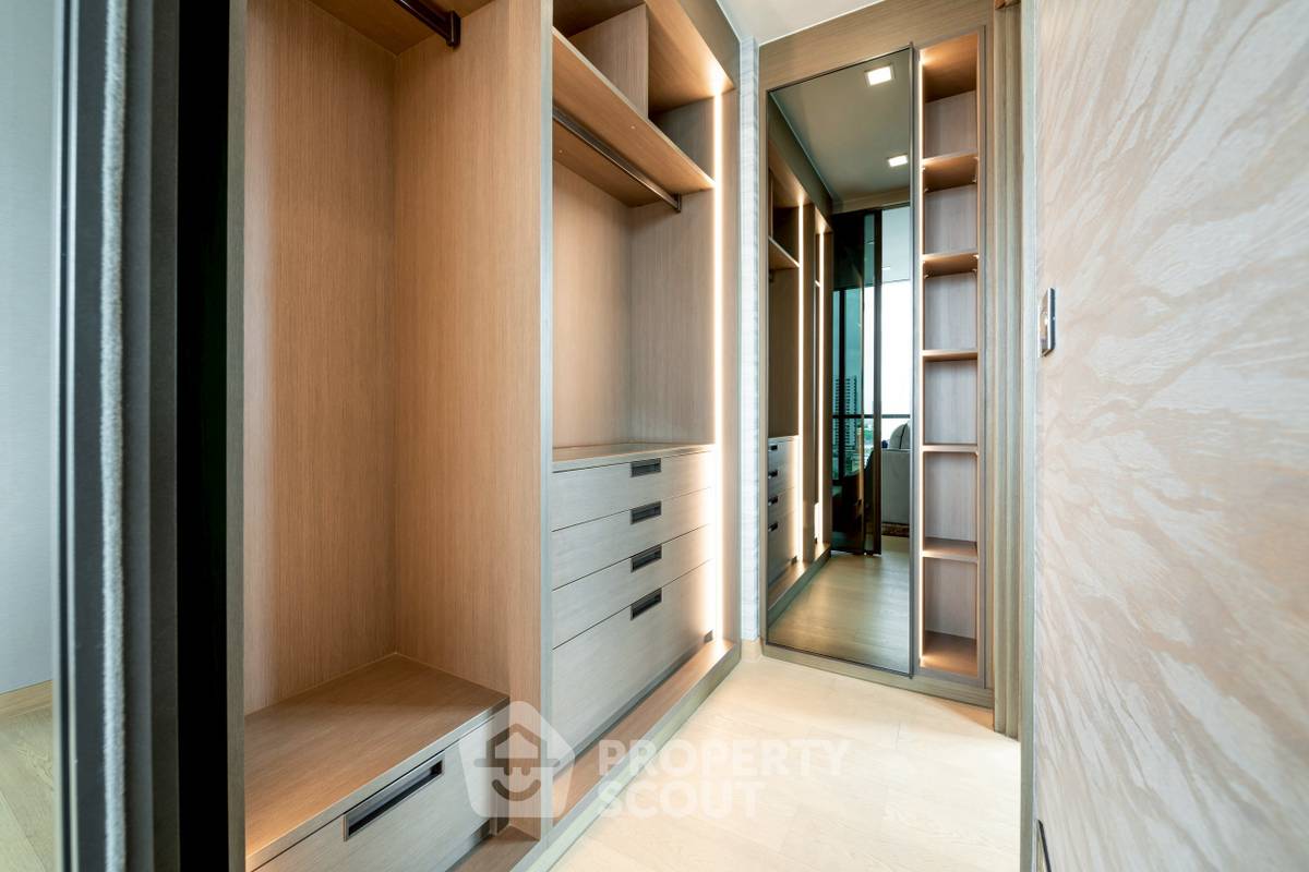 picture 3-BR Condo at 98 Wireless near BTS Phloen Chit (ID 2781941) - 9/18