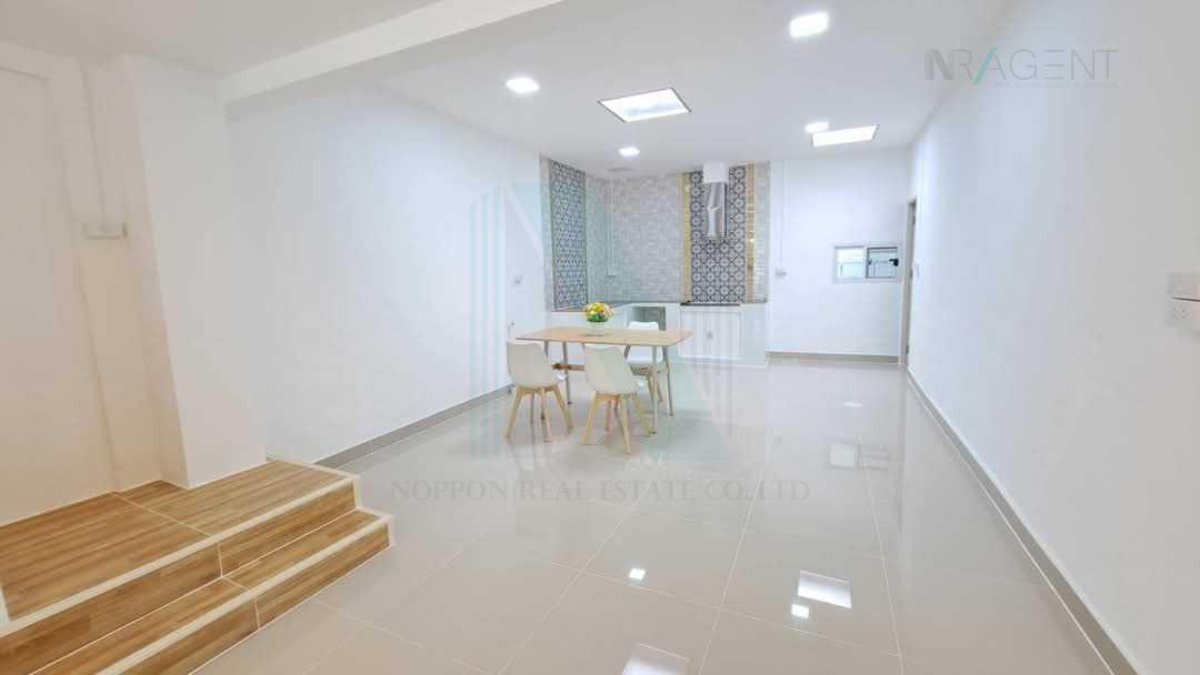 รูป 📌 ขายบ้านแฝด โครงการ บ้านรัตนาธิเบศร์ 2 ชั้น 4 ห้องนอน 2 ห้องน้ำ - รูปที่ 4/8