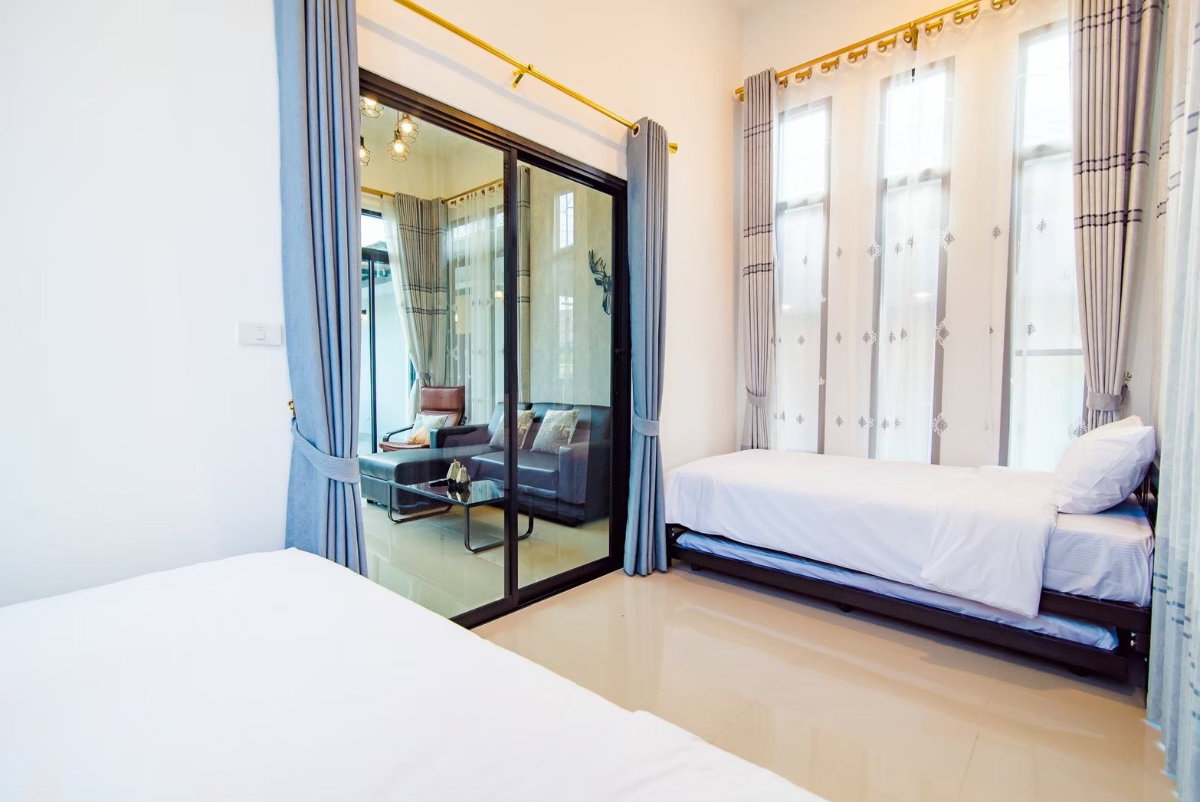 picture 3-Bedroom Private Pool Villa – Soi Mon Mai, Hua Hin - 11/17