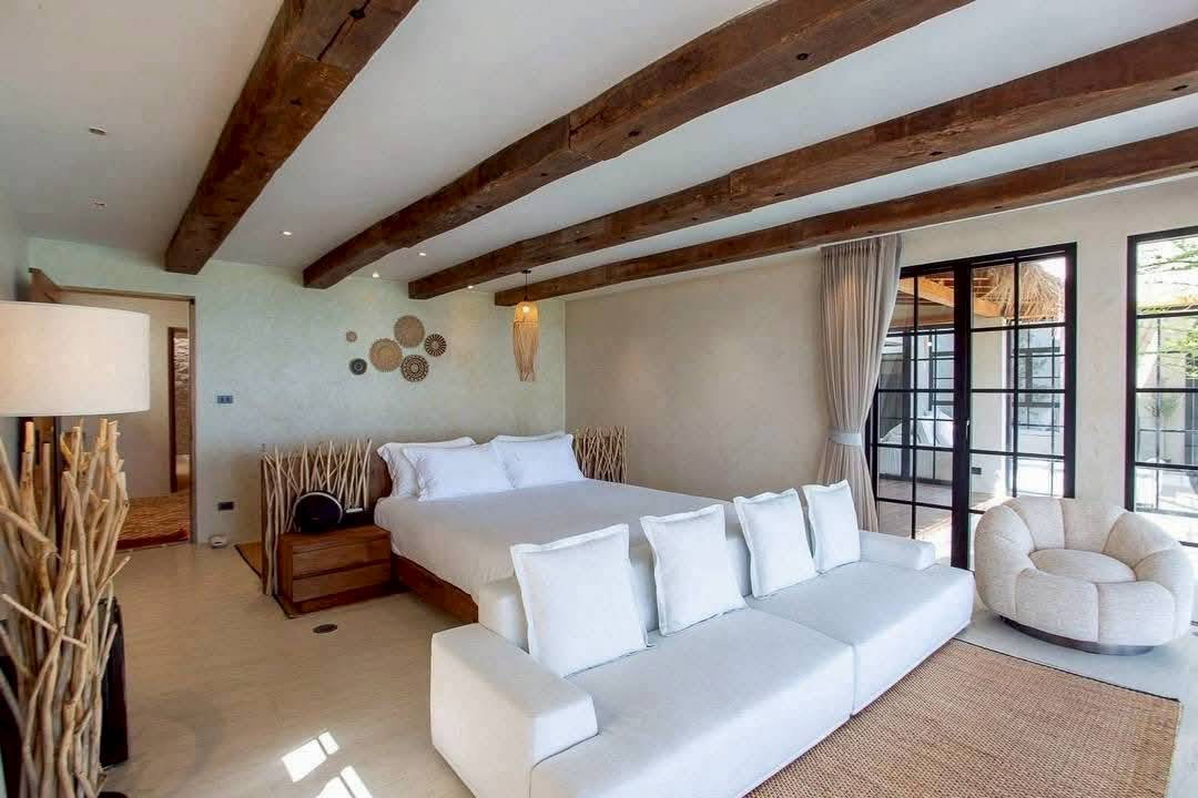 picture Newly Built Luxury Beachfront Villa – Hua Hin - 17/20