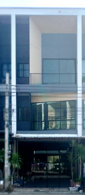 ทาวน์โฮม กรุงเทพมหานคร : 📌 ขายทาวน์โฮม โครงการ นลิน แกรนด์ อเวนิว วงแหวน-พระราม 9 3 ชั้น 3 ห้องนอน 4 ห้องน้ำ