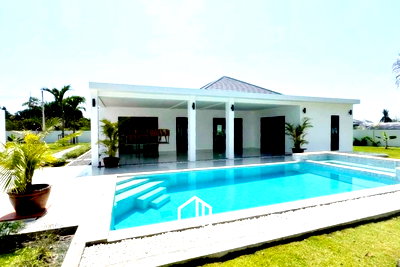 Houses for sale Hua Hin Prachaubkirikhan : 𝑵𝒆𝒘 𝑳𝒖𝒙𝒖𝒓𝒚 𝑺𝒊𝒏𝒈𝒍𝒆 𝑯𝒐𝒖𝒔𝒆 𝒇𝒐𝒓 𝑺𝒂𝒍𝒆 𝒊𝒏 𝑯𝒖𝒂 𝑯𝒊𝒏 𝑺𝒐𝒊 70 — 𝑳𝒂𝒓𝒈𝒆 𝑳𝒂𝒏𝒅 𝑷𝒓𝒊𝒗𝒂𝒕𝒆 𝑱𝒂𝒄𝒖𝒛𝒛𝒊 𝑷𝒐𝒐𝒍