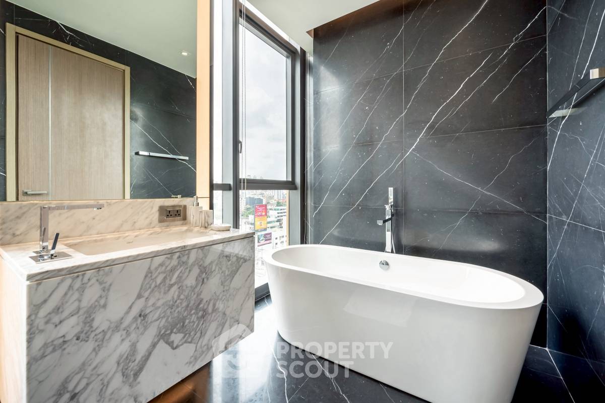 picture 3-BR Condo at 98 Wireless near BTS Phloen Chit (ID 2781941) - 11/18