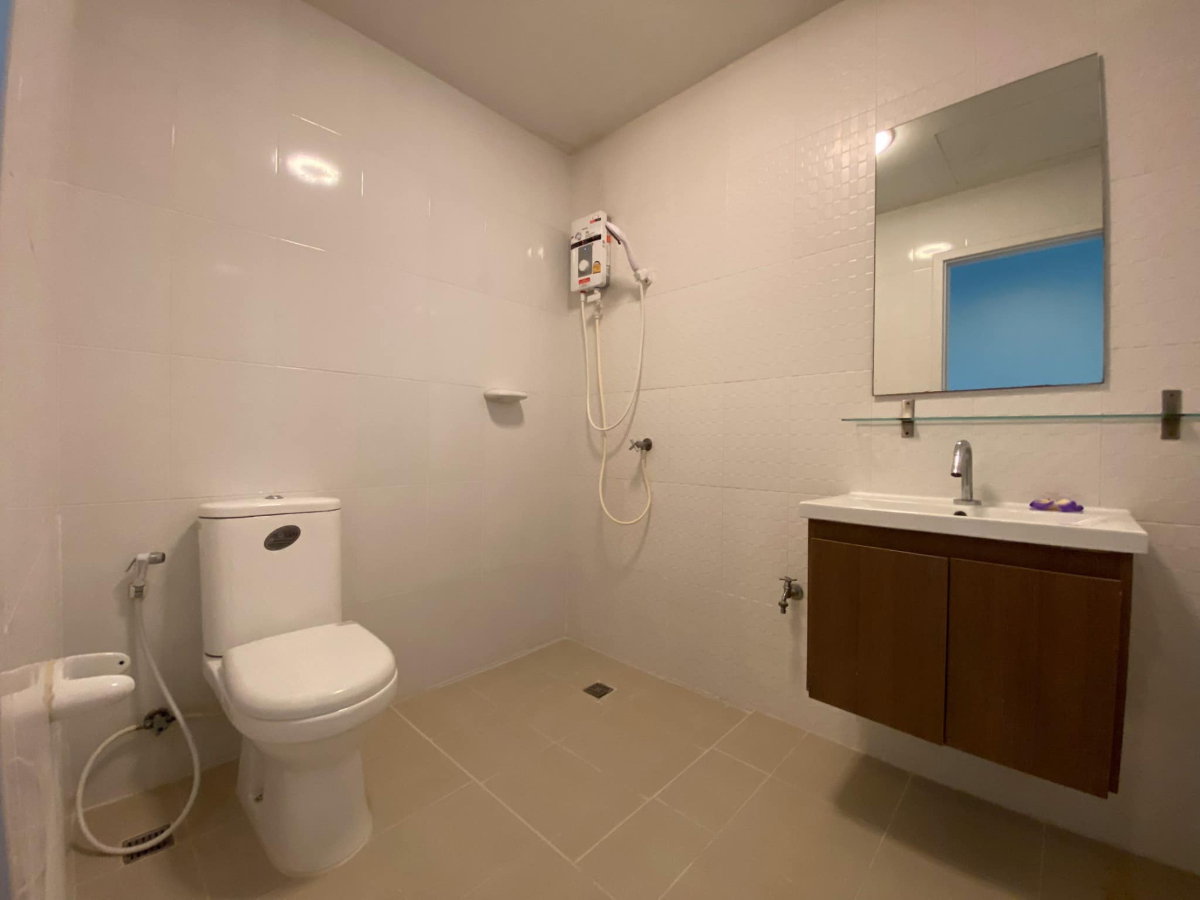 รูป UV01760 - Villette City  Pattanakarn : BTS Phra Khanong - รูปที่ 51/52