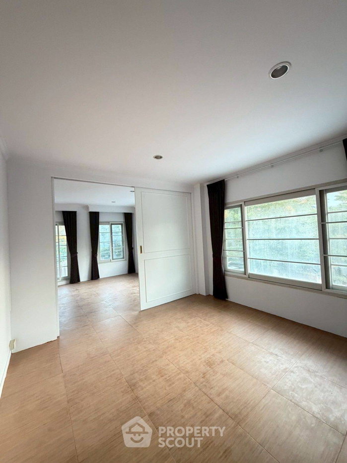 รูป ทาวน์เฮ้าส์ 3-ห้องนอน ที่ หมู่บ้านเออร์เบินสาทร ราชพฤกษ์ ใน บางจากภาษีเจริญ (ID 2782394) - รูปที่ 9/19