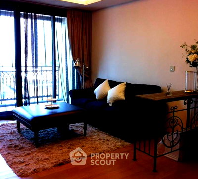 Condos for sale Wat Pathum Wanaram School : 1-BR Condo at Prive By Sansiri near BTS Phloen Chit (ID 2775847)