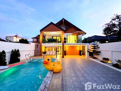 Houses for sale Bang Lamung Chonburi : 5 Bedroom Villa for sale in Na Kluea, Chon Buri  6165866