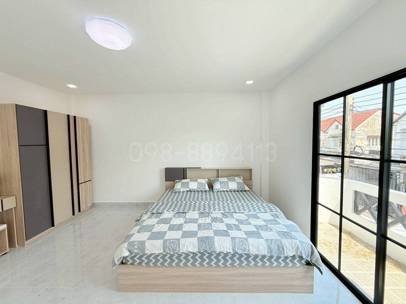 รูป ขายทาวน์เฮ้าส์ 2 ชั้น มนชญา2 สายไหม49 รีโนเวทพร้อมอยู่ เนื้อที่16 ตรว 2นอน 2น้ำ ใกล้รถไฟฟ้าสายสีชมพูสถานีคูคต - รูปที่ 4/8