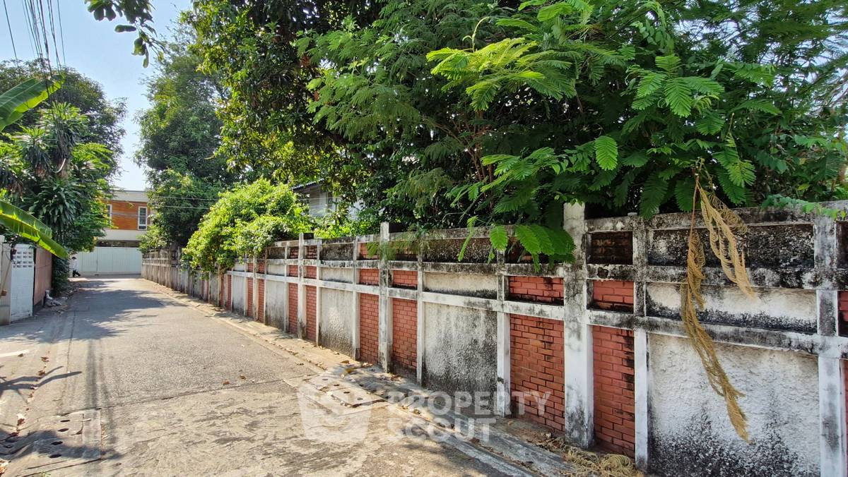 รูป ที่ดินสำหรับปล่อยขาย 636 ตารางเมตร แถว ใกล้ อารีย์ (ID 2782658) - รูปที่ 5/6