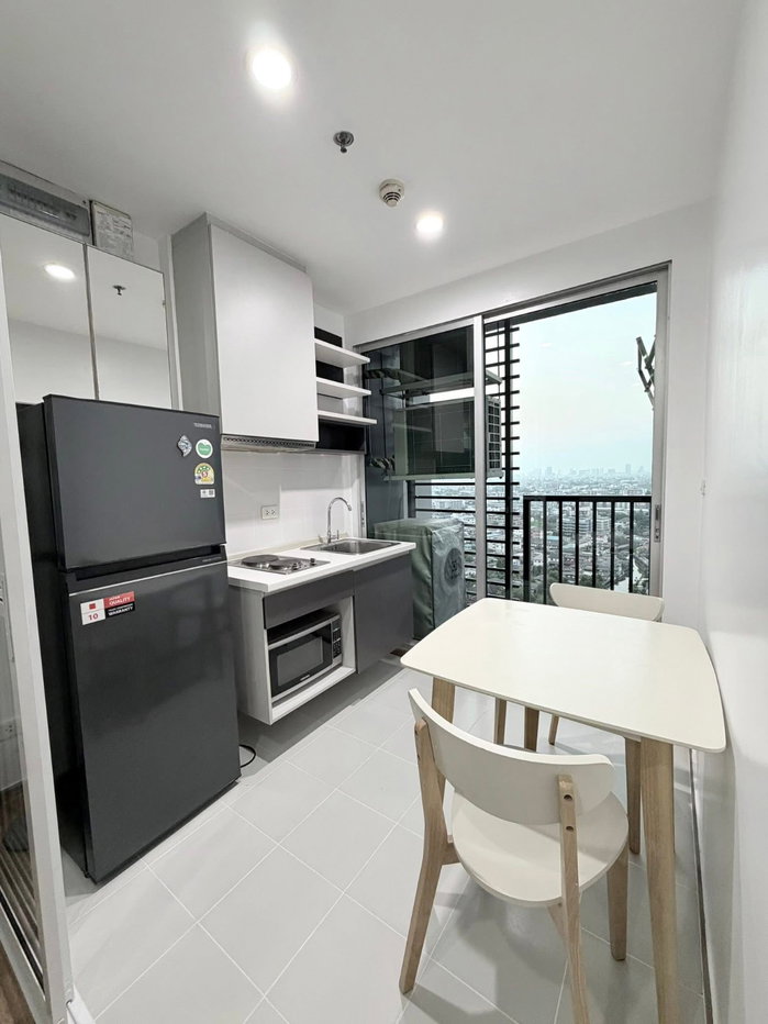 รูป code : H68 ว่างแล้ว!! คอนโดให้เช่า เดอะ เบส สุขุมวิท 77 (The Base Sukhumvit 77) | ชั้นสูง ทิศเหนือ ใกล้ BTS อ่อนนุช - รูปที่ 3/14