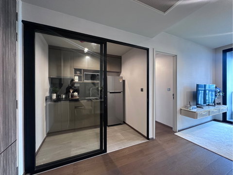 Ideo Q Sukhumvit 36 Limited-Time Offer 2 years of free common area fees.