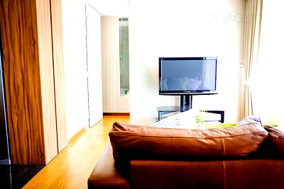 Condos for sale : 🔺 For Sell Condo VIA 31 Building 1, Floor ,1 bed room, Room size 48 sqm