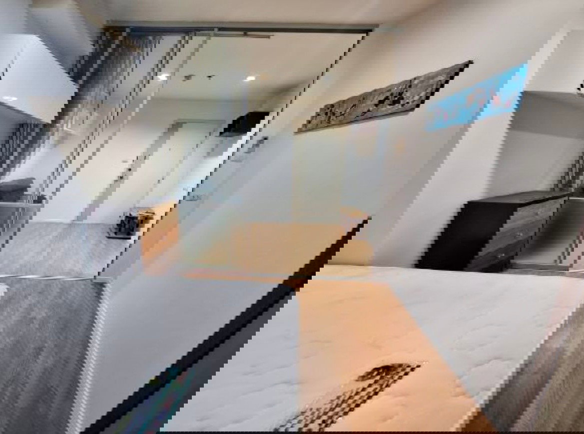 รูป 6500 ห้องมุมใหญ่ 26 ตรม. ทาสี บิ๊กคลีนแล้ว พร้อมอยู่ ที่คอนโดลุมพินี เมกะ บางนา - รูปที่ 3/8