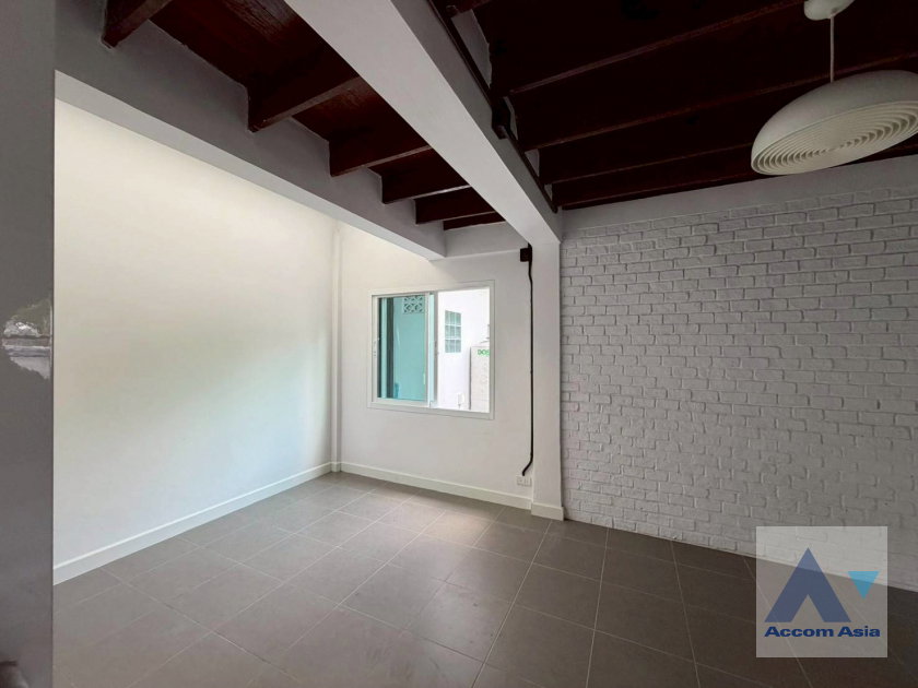 รูป 🔼🔽 AccomA 📩 Pet friendly,Home Office 3 BR House in Khlong Tan Nuea (AA26473) - รูปที่ 5/20