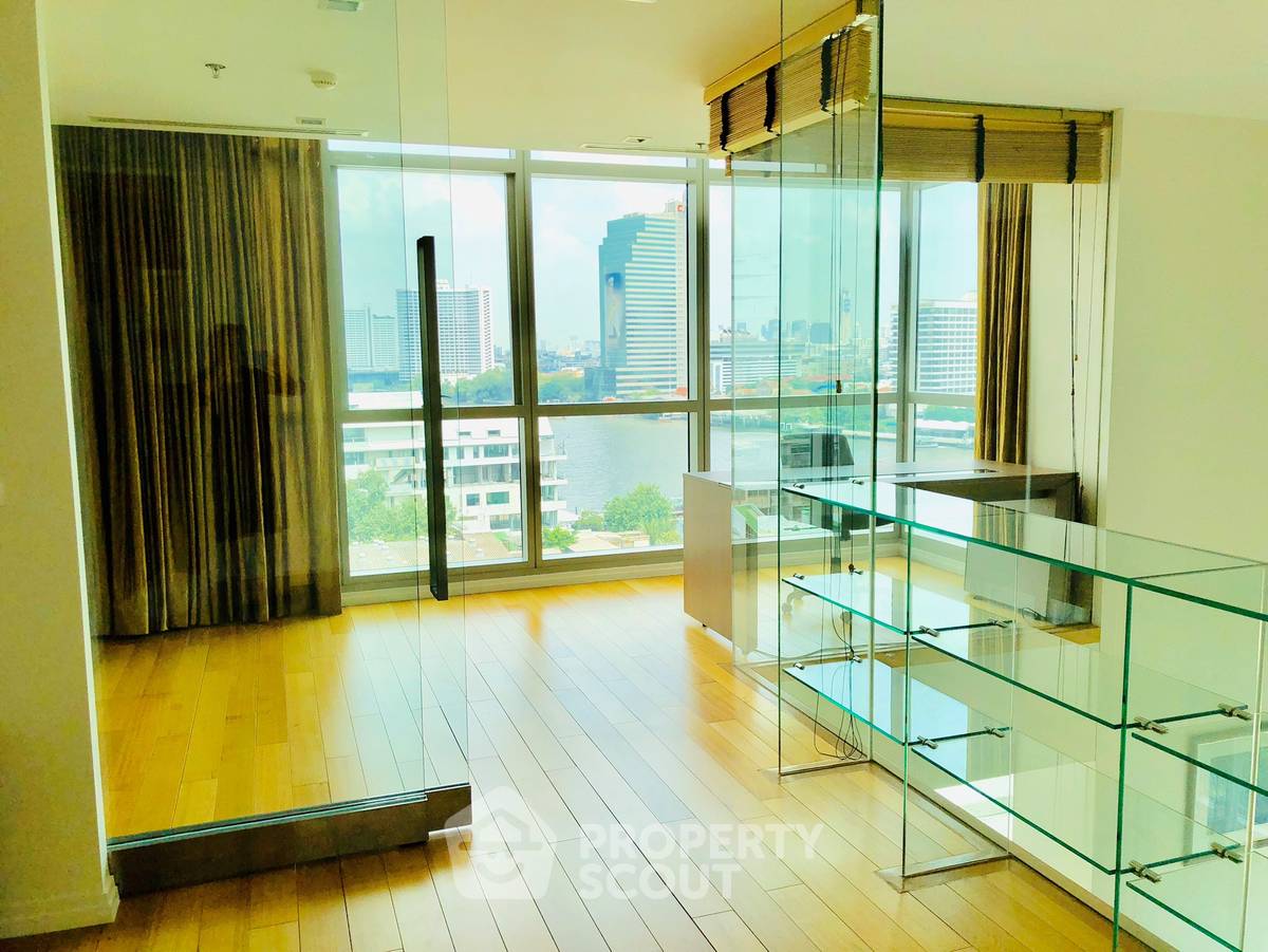 รูป คอนโด 3-ห้องนอน ที่ เดอะ ริเวอร์ คอนโดมิเนียม ใกล้ BTS สะพานตากสิน (ID 514666) - รูปที่ 4/9