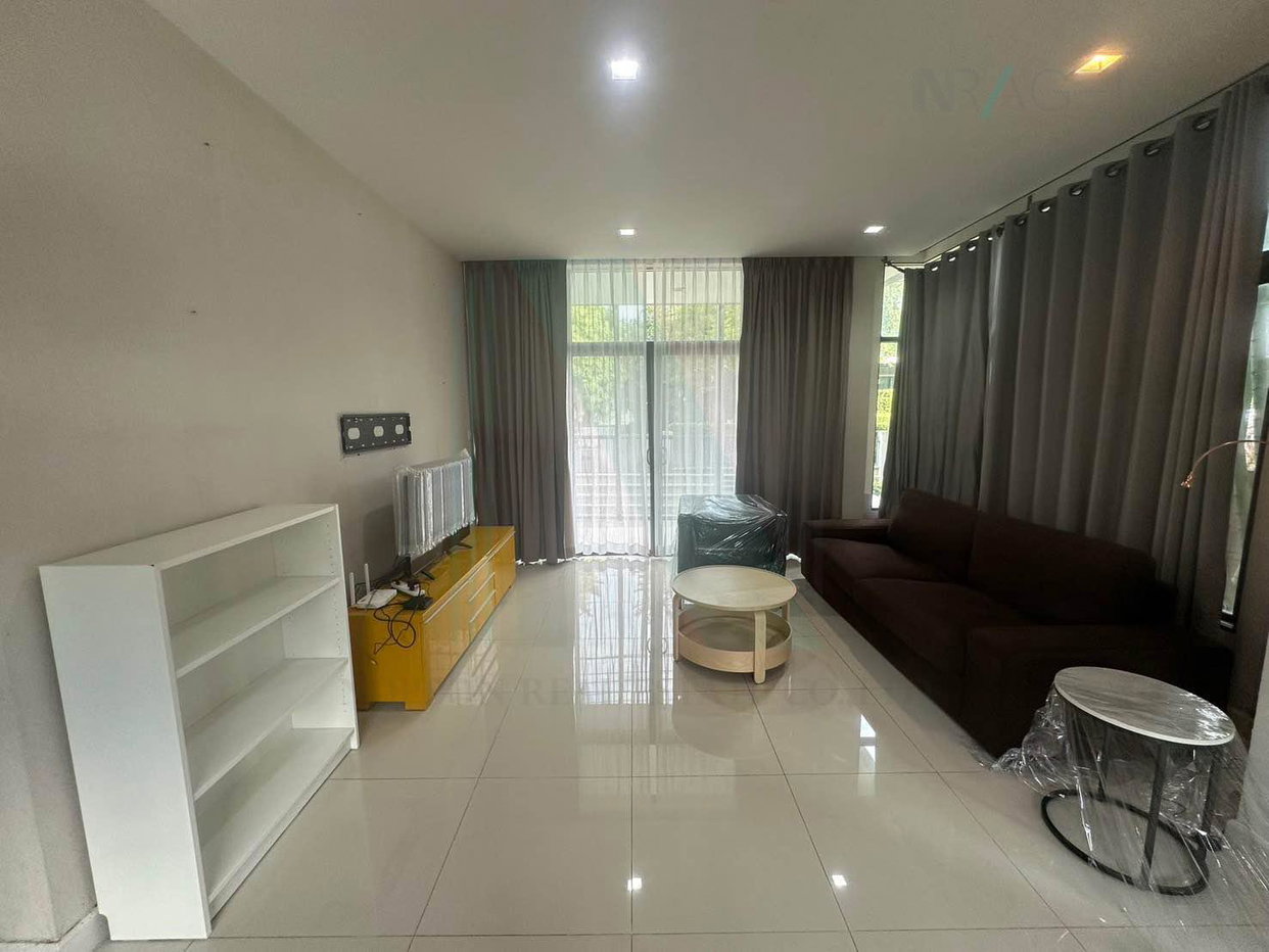 รูป 📌 ให้เช่าบ้านเดี่ยว 2 ชั้น เศรษฐสิริ ศรีนครินทร์-พระราม 9 3 ห้องนอน 3 ห้องน้ำ - รูปที่ 2/8