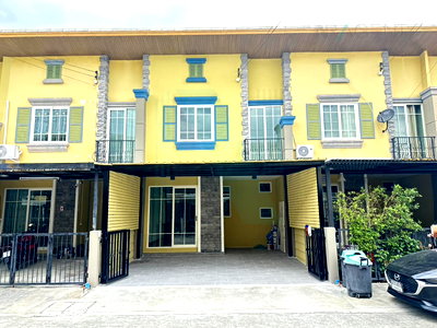 Townhouses for sale Suwannaphum International Airport : 📌 For Sell Town house GOLDEN TOWN 2 ONNUT-PATTANAKARN 2-story 4 bedroom 2 bathroom