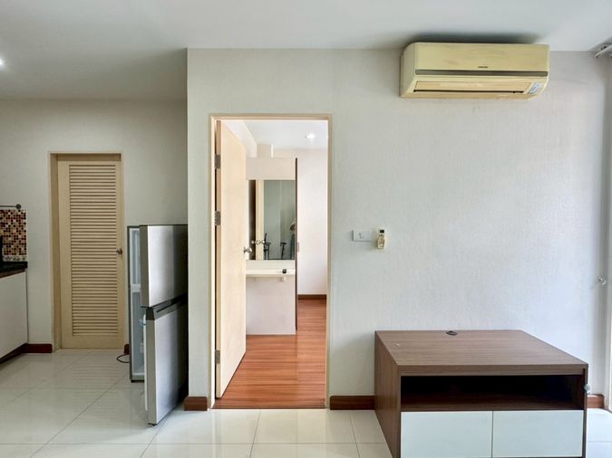 ให้เช่าคอนโด 1 ห้องนอน 36 ตร.ม. แอร์ลิงค์ เรสซิเดนซ์