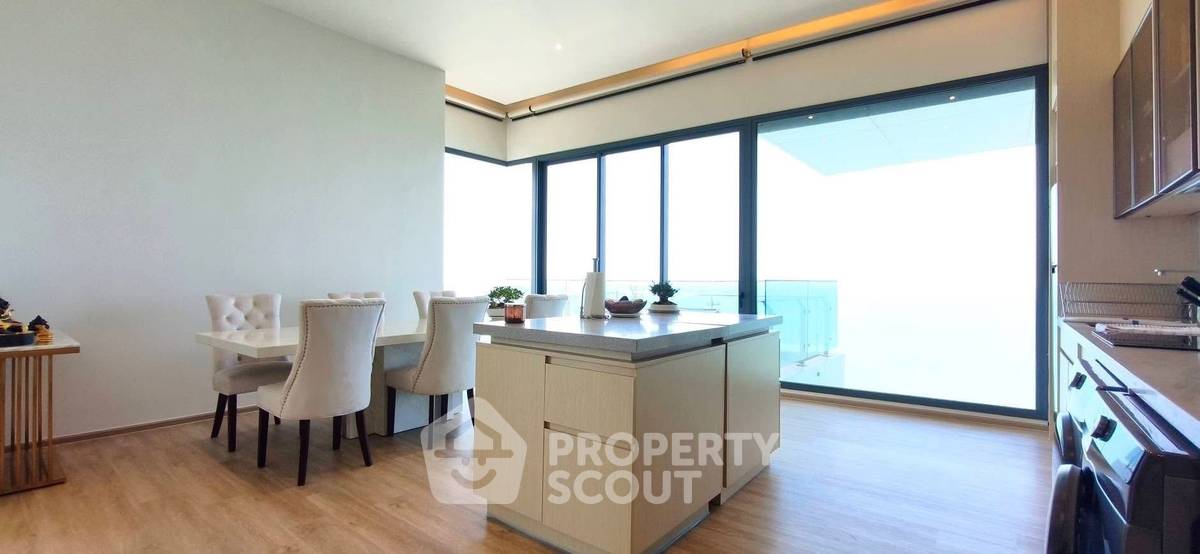 รูป คอนโด 3-ห้องนอน ที่ อารมณ์ วงศ์อมาตย์ ใกล้ ปราสาทสัจธรรม (ID 2783699) - รูปที่ 2/7