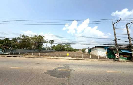 รูป ขาย ที่ดิน ทำเลค้าขาย ME157 ติดถนนเกาะโพธิ์ สามแยก ท่าบุญมี เกาะจันทร์ ชลบุรี . 236 ตรม 4 ไร่ 2 งาน 85 ตรว ใกล้ตลาดเกาะโพธิ์ เพียง 3 Km. - รูปที่ 3/8