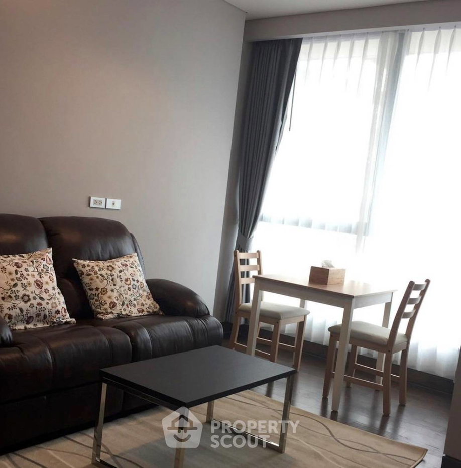 รูป คอนโด 1-ห้องนอน ที่ เดอะ ลุมพินี 24 ใกล้ BTS พร้อมพงษ์ (ID 2781189) - รูปที่ 1/5