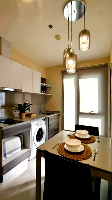 Condos for sale : 📍Special deal!📍 For Sell Condo CENTRIC HUAI KHWANG STATION Building 1, Floor 9,1 bed room, Room size 31 sqm