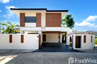 Houses for sale Thalang Phuket : 4 Bedroom Villa for sale in Si Sunthon, Phuket  6165313