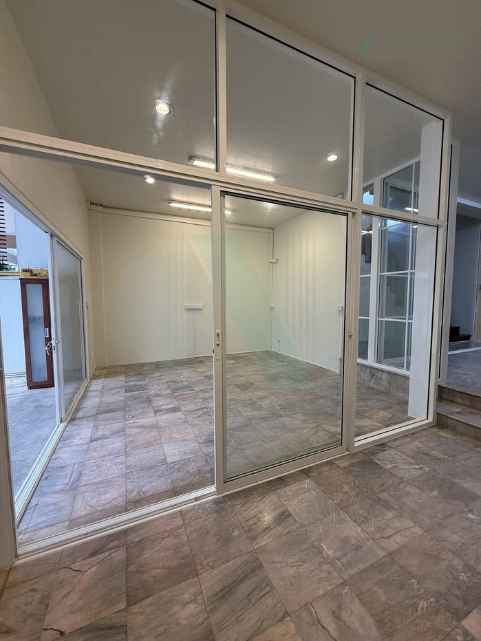 รูป 📌 ขายทาวน์เฮาส์ โครงการ ศรีวรา ทาวน์อินทาวน์ 3 ชั้น 4 ห้องนอน 5 ห้องน้ำ - รูปที่ 4/8