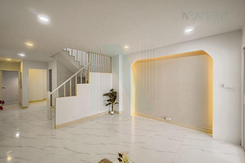 รูป 📌 ขายทาวน์เฮาส์ โครงการ บ้านลุมพินี บางบัวทอง 2 ชั้น 3 ห้องนอน 2 ห้องน้ำ - รูปที่ 3/8