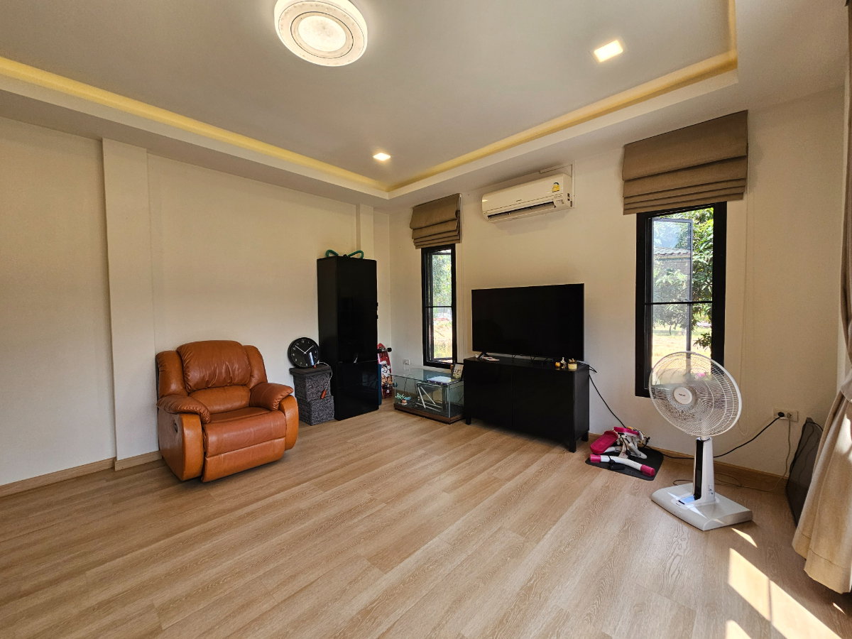 รูป ✨ บ้านเดี่ยวหลังใหญ่ สไตล์โมเดิร์น พื้นที่กว้างขวาง บนทำเลศักยภาพ ห้วยใหญ่ พัทยา ✨ - รูปที่ 8/41