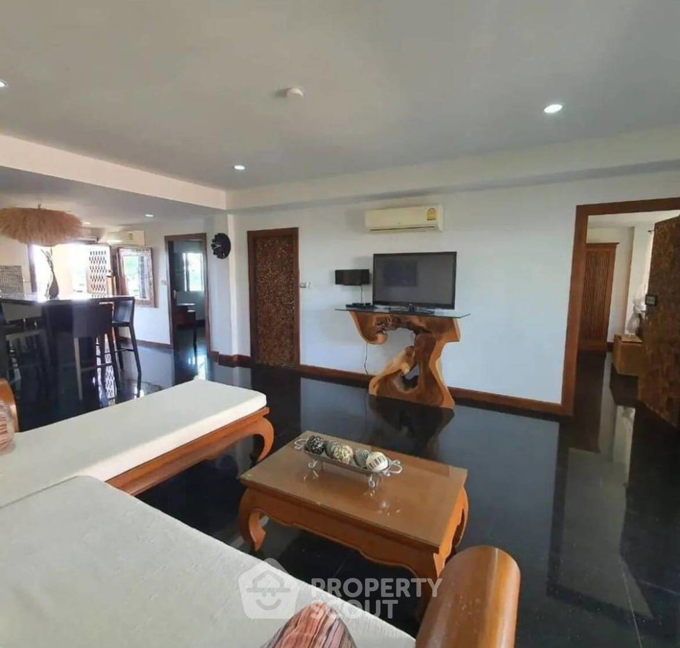 รูป คอนโด 2-ห้องนอน ที่ ปาล์ม บรีซ รีสอร์ท ใน ราไวย์ (ID 2710256) - รูปที่ 2/8