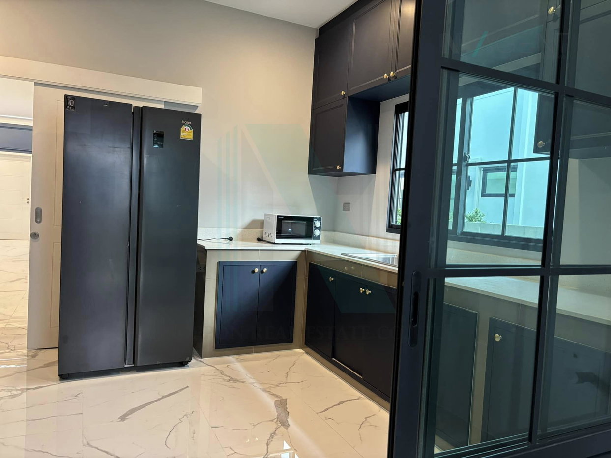 รูป 📌 ให้เช่าบ้านเดี่ยว 2 ชั้น เศรษฐสิริ บางนา-สุวรรณภูมิ 5 ห้องนอน 6 ห้องน้ำ - รูปที่ 4/8