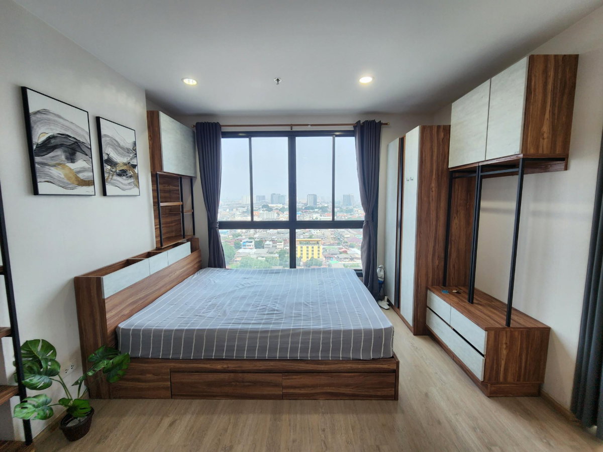 picture condo for rent 9,000 bath ideo sathorn thapra - 1/10