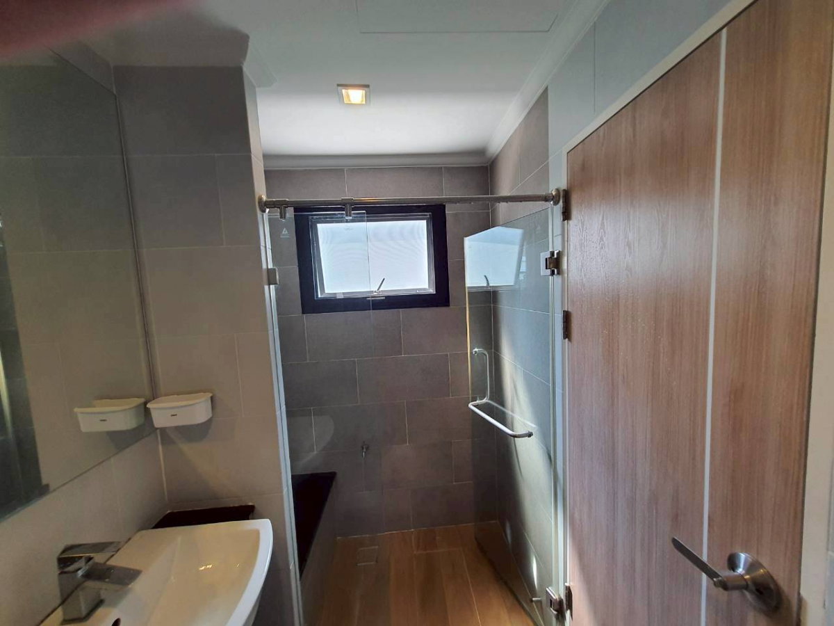 รูป ให้เช่าบ้านแฝด 3 ชั้น - SUPALAI ESSENCE ลาดพร้าว 107 - รูปที่ 13/38