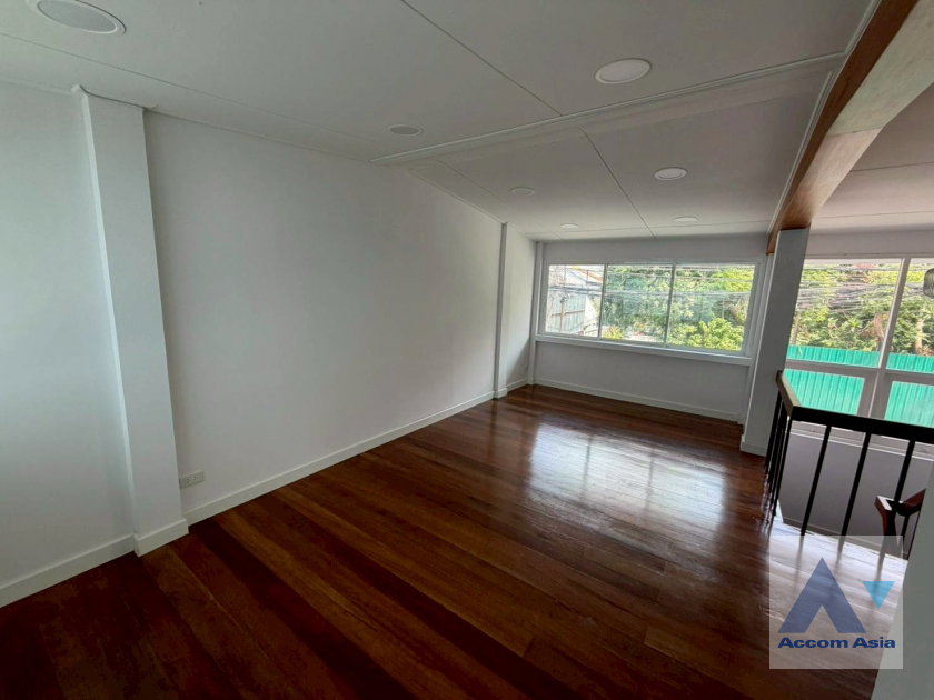 รูป 🔼🔽 AccomA 📩 Pet friendly,Home Office 3 BR House in Khlong Tan Nuea (AA26473) - รูปที่ 16/20