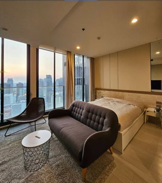 for rent Noble Ploenchit. 1bed 45sqm. Line id: @pfagent