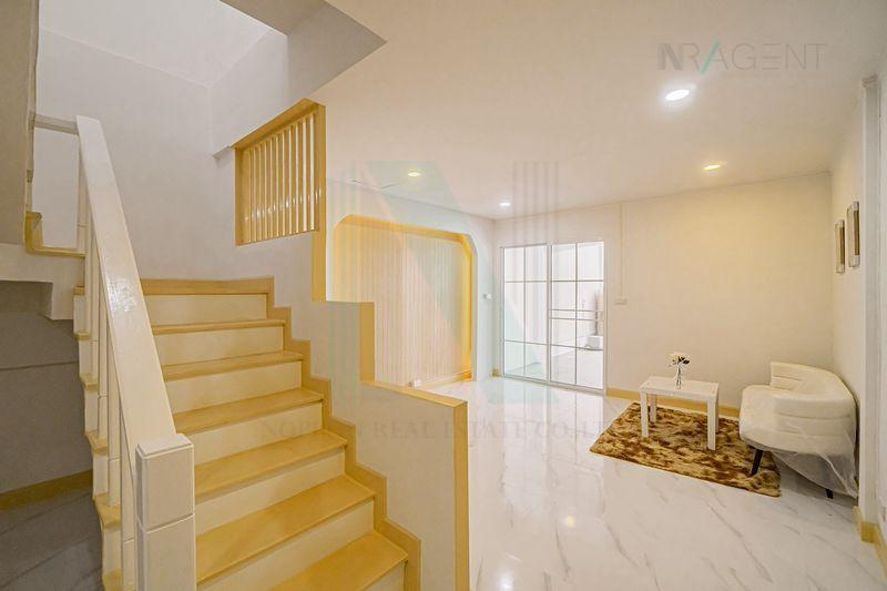 รูป 📌 ขายทาวน์เฮาส์ โครงการ บ้านลุมพินี บางบัวทอง 2 ชั้น 3 ห้องนอน 2 ห้องน้ำ - รูปที่ 4/8