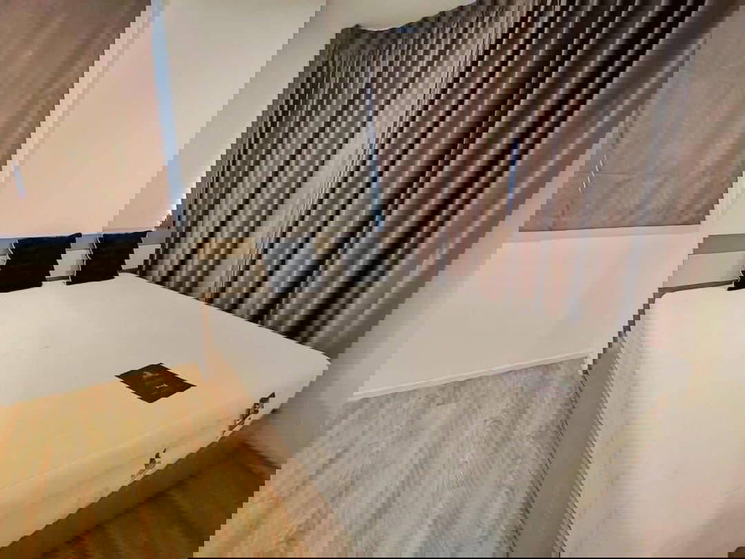 รูป 2 ห้องนอน ชั้น 6 ตึก B ห้องมุมวิวสระ 10,000 - รูปที่ 2/8