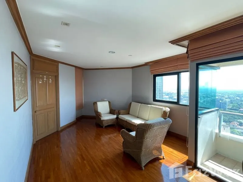 รูป Newly Renovated Kitchen and all Bathrooms at Best Price!!!!! 1377184 - รูปที่ 7/24