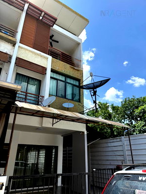 Townhouses for rent Ramintra Road : 📌 For Rent 3-story Townhouse SIXNATURE WATCHARAPOL 3 bedroom 3 bathroom