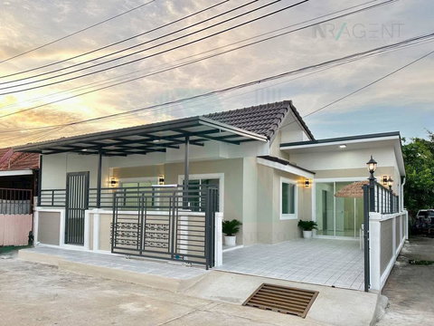 📌 ขายทาวน์เฮาส์ โครงการ บ้านบ้านบัวทอง 4 1 ชั้น 3 ห้องนอน 2 ห้องน้ำ