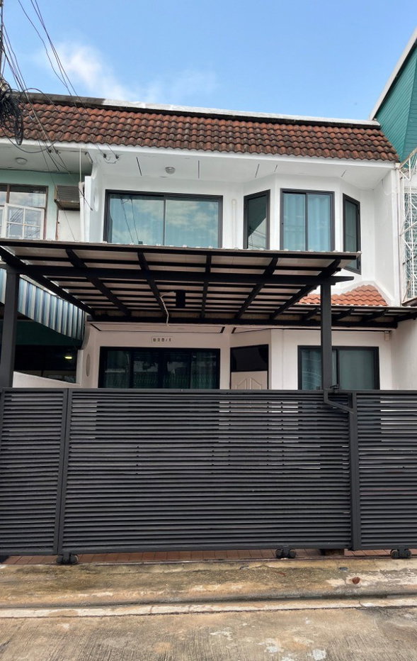 รูป WS7010 🚨 บ้านสไตล์ Modern ใจกลางรัชดา 🚨 ใกล้ Airport Rail Link มักกะสัน เพียง 39,000 บาท / เดือน - รูปที่ 1/13