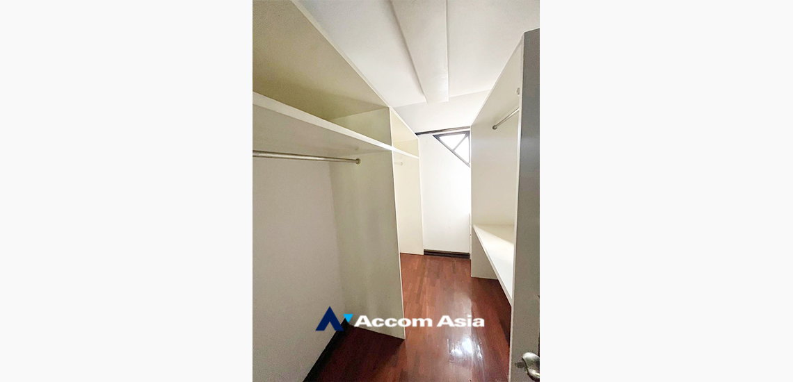 picture 🔼🔽 AccomA 📩  3 BR Townhouse in  Lumphini (AA30203) - 8/18